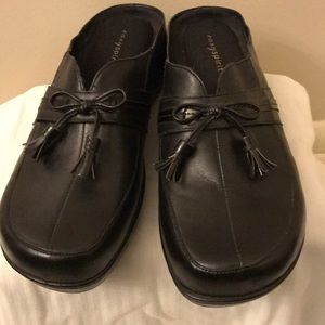 Ladies black leather slides